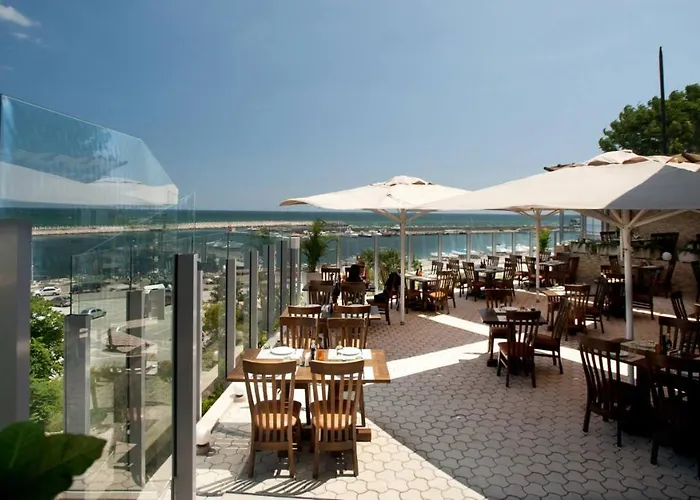 Bel Air Lotus Aparthotel Mamaia